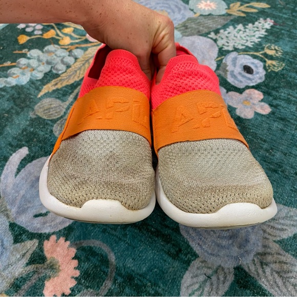 APL Techloom Bliss Sneakers Slip On Stretchy Knit Trainers 7.5 Coral Pink Orange - Picture 14 of 15